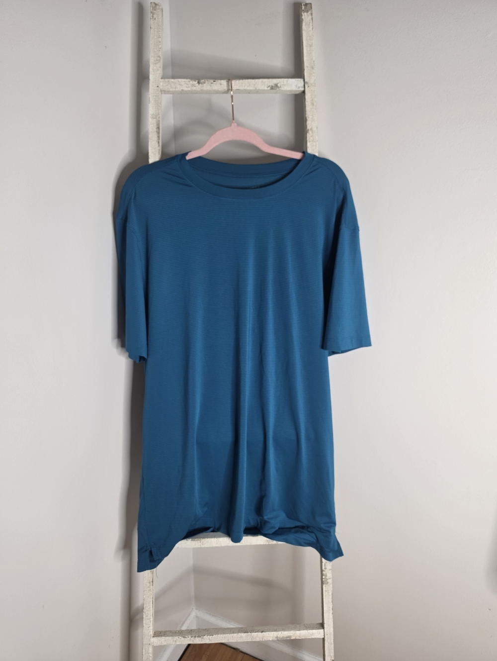 Duluth Tading Co Men's Large Funk No Standard Fit Tee